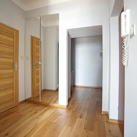 Premium Deluxe Old Town